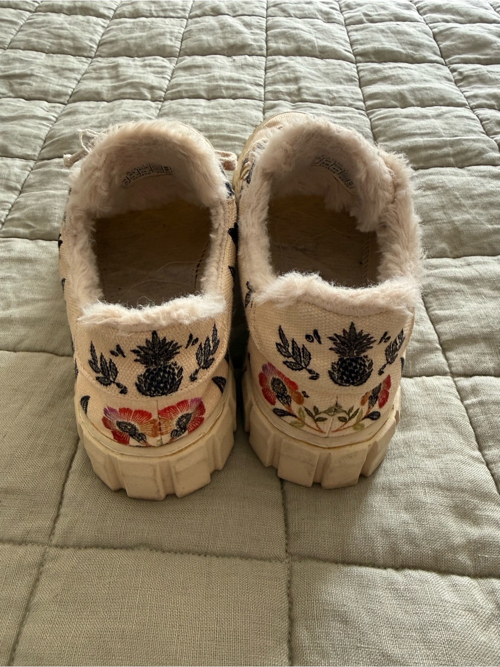 Farm Rio Romantic Garden Platform Sneakers Floral Embroidered Fur Lined 38.5/40 - Picture 2 of 5